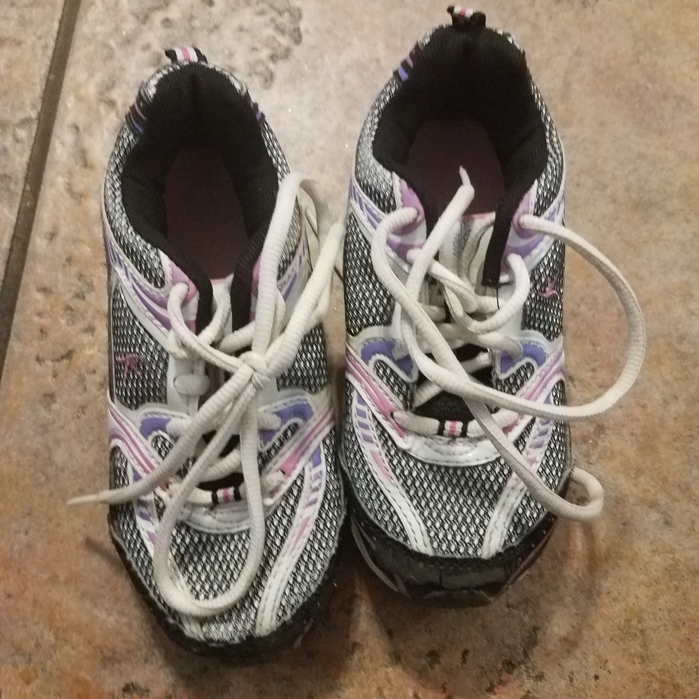 Danskin shoes
